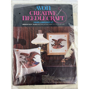 Avon Creative Needelcraft Crewel Embroidery Kit American Eagle Pillow